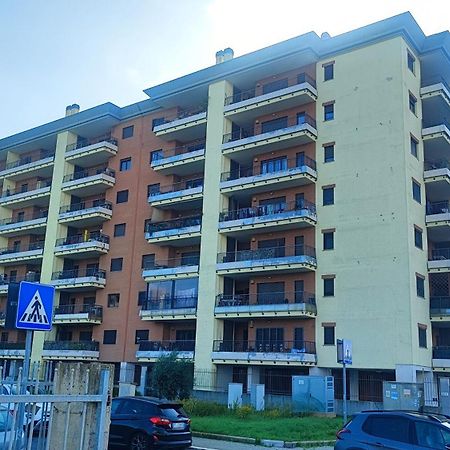 Love Home Apartament Near The Airport Fiumicino Bagian luar foto